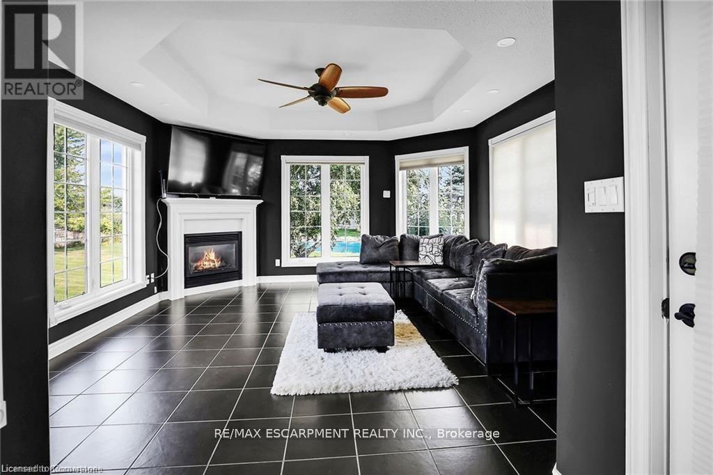 975 FOSS ROAD - 19
