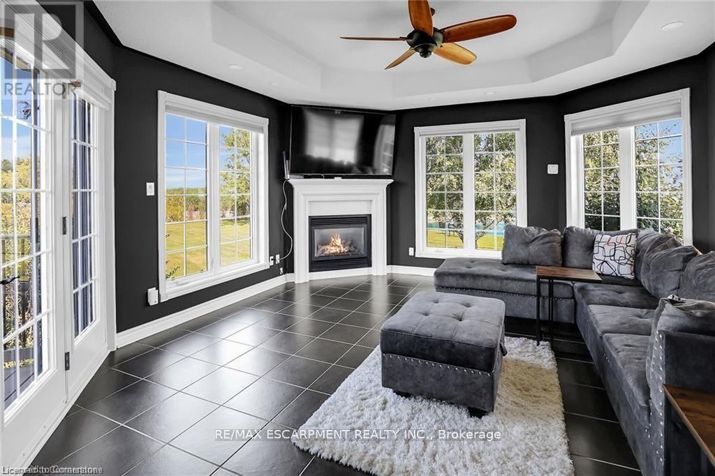 975 FOSS ROAD - 20