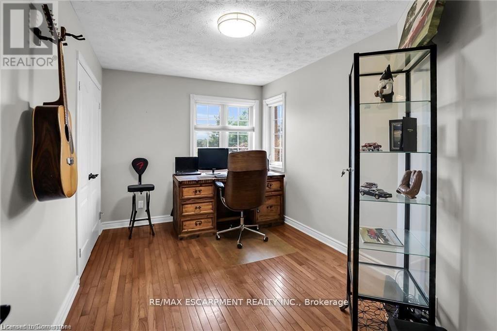 975 FOSS ROAD - 29