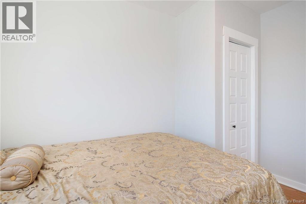 256 West Lane - 20