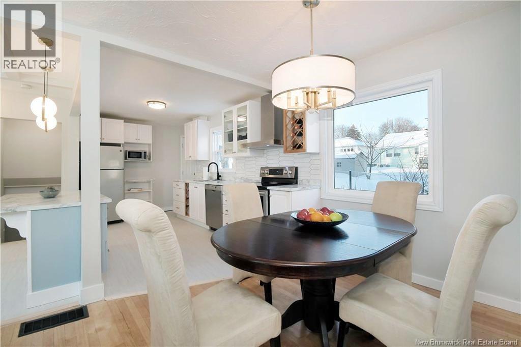 256 West Lane - 8