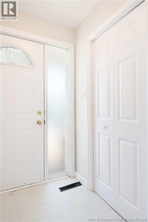 256 West Lane - Image 3