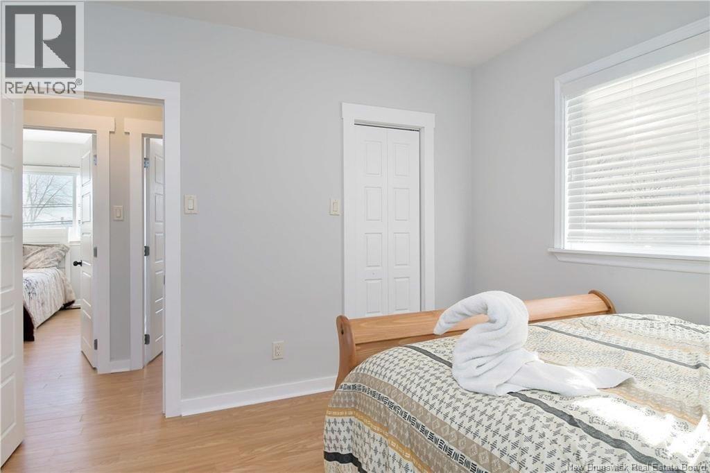 256 West Lane - 15