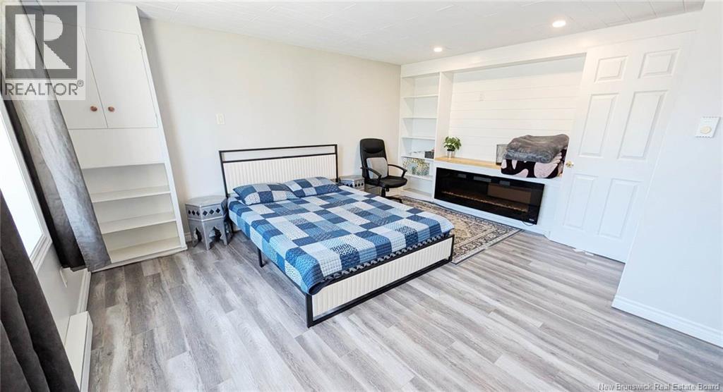 256 West Lane - 13