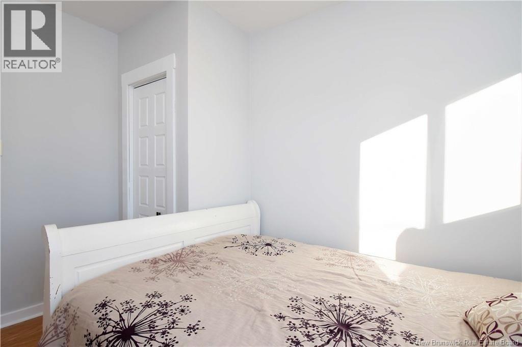 256 West Lane - 17