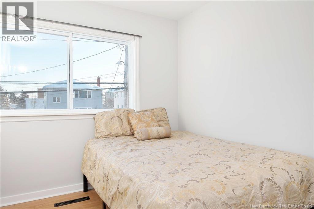 256 West Lane - 19