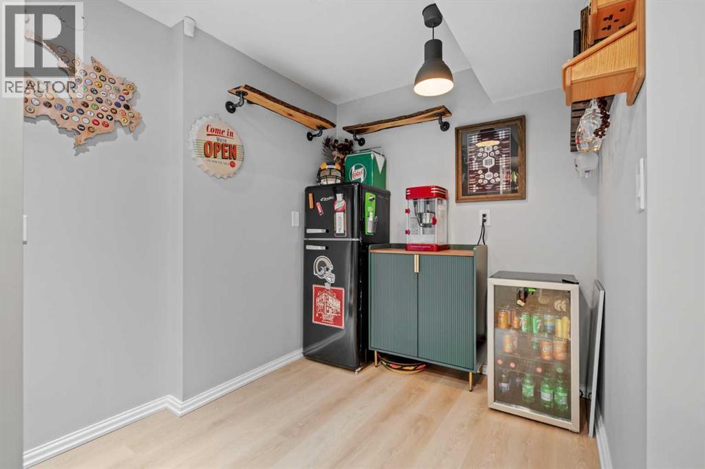 100 Redstone Avenue NE - 27