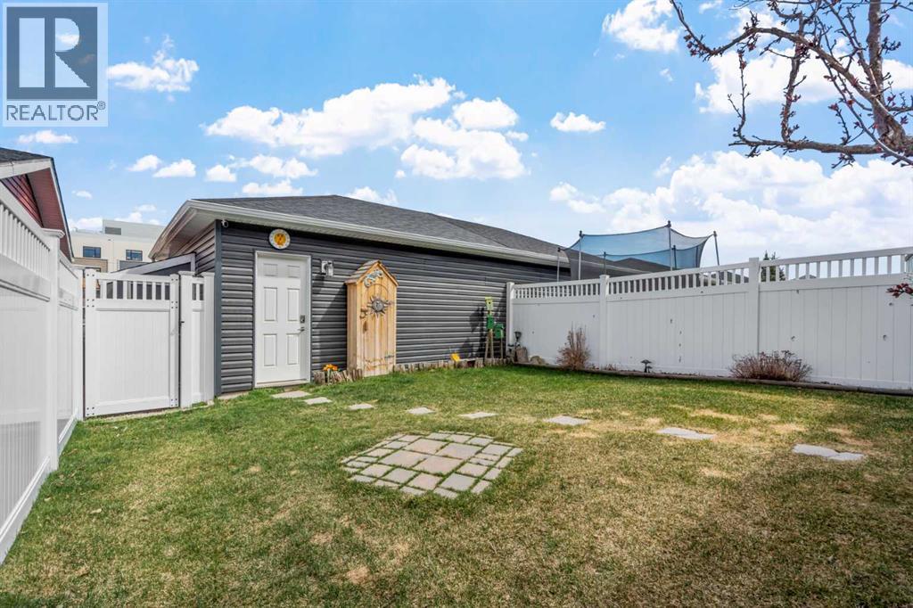 100 Redstone Avenue NE - 31