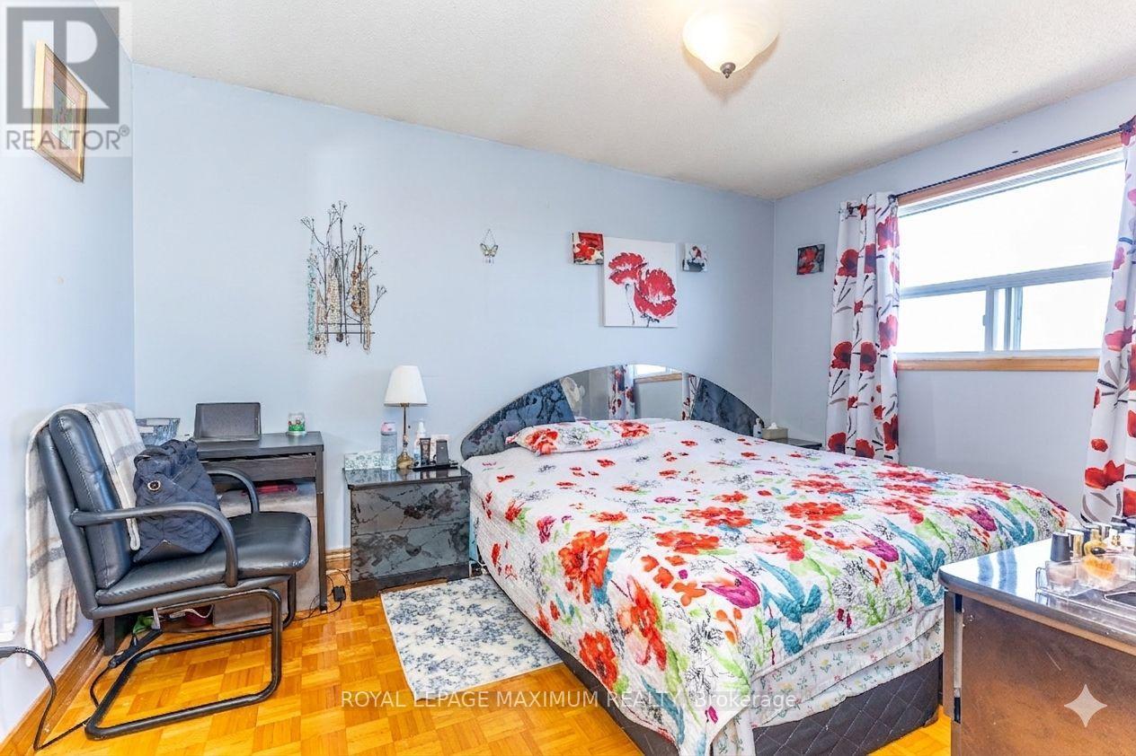 157 MISTY MEADOW DRIVE - 28