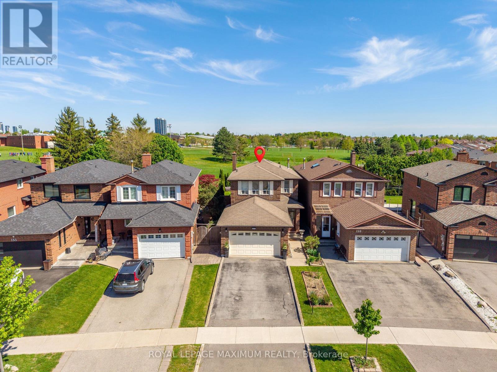 157 MISTY MEADOW DRIVE - 44