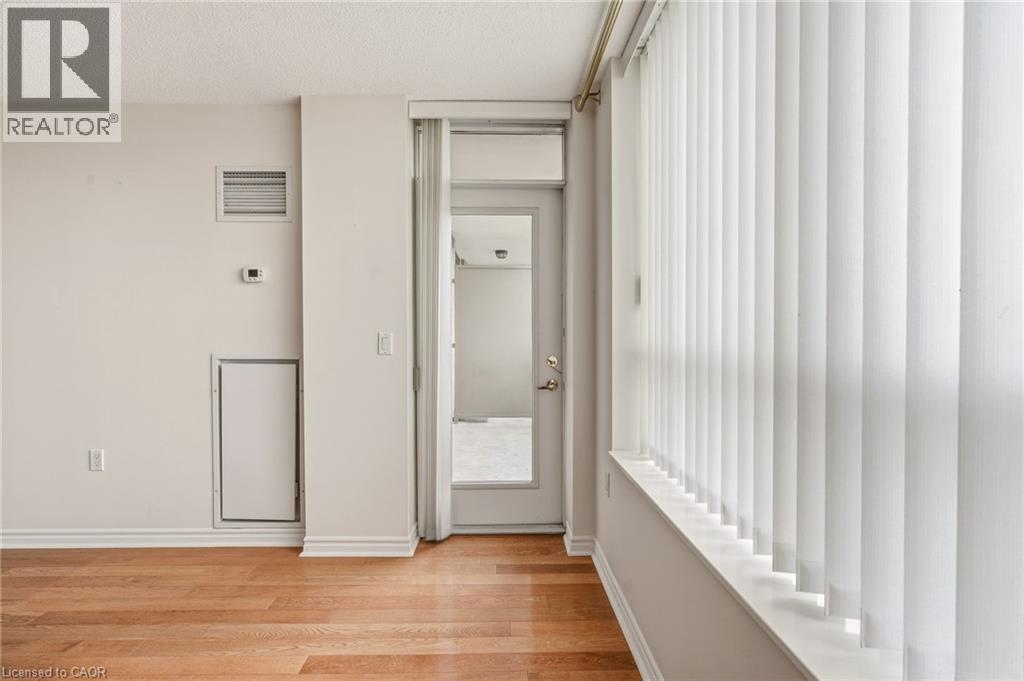 #1415 100 BURLOAK Drive - 26