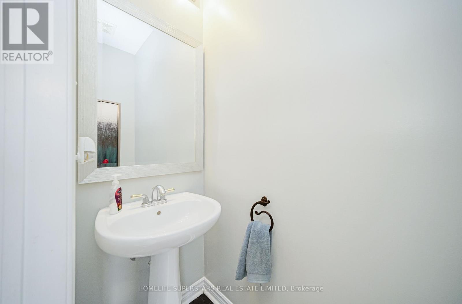 3836 BAYCROFT DRIVE - 22