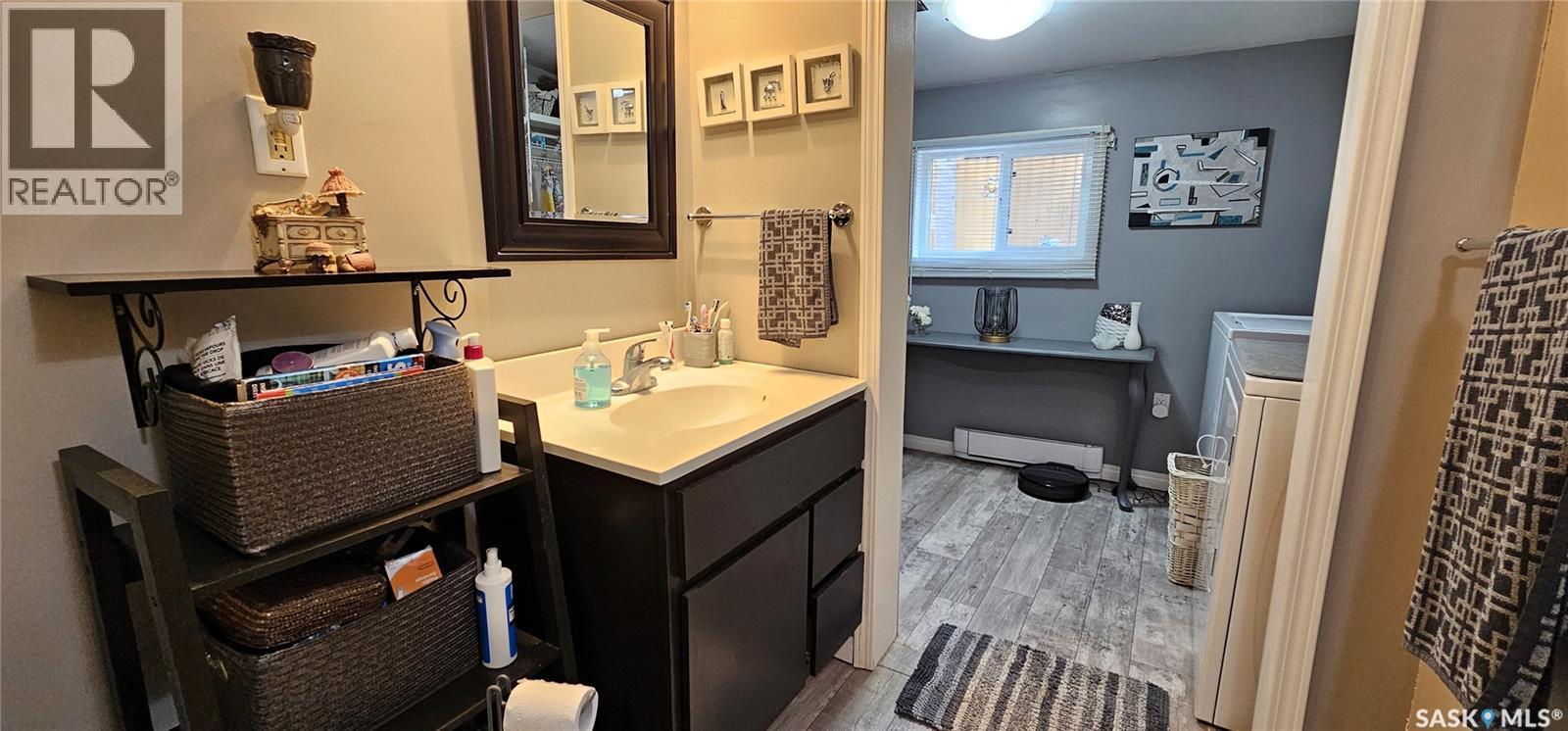 2050 McCrea ROAD - 12