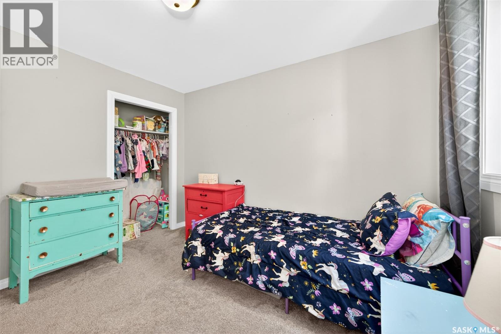 2106 Styles CRESCENT - 24