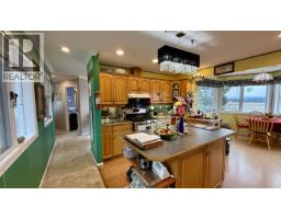 5466 Donsleequa Court, 108 Mile Ranch, BC V0K2Z0 Photo 14