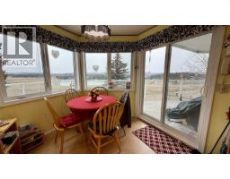 5466 Donsleequa Court, 108 Mile Ranch, BC V0K2Z0 Photo 13