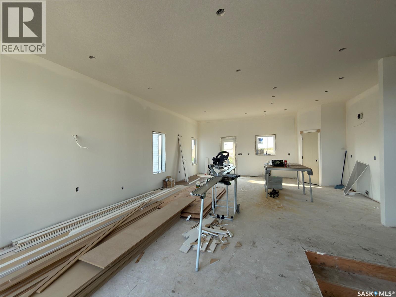 812 Ballesteros CRESCENT - Image 3