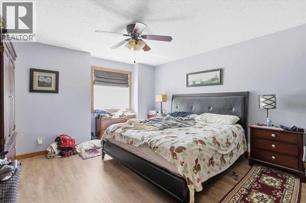 B59 Cottage Crescent - 21