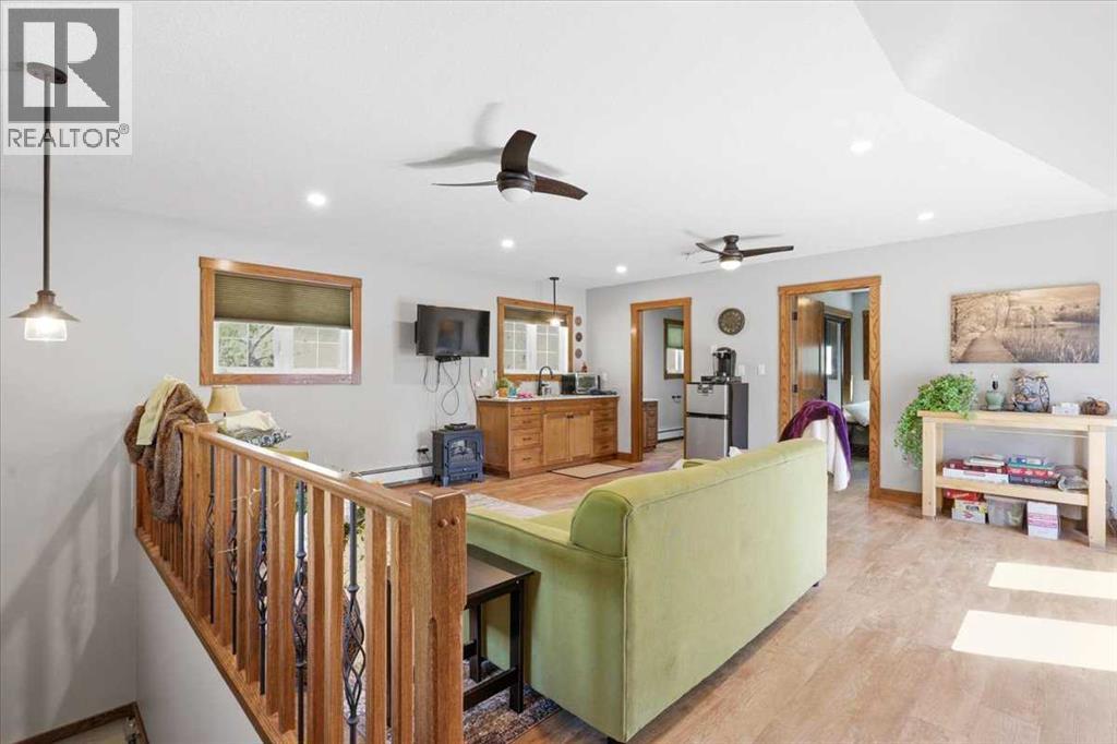 B59 Cottage Crescent - 27