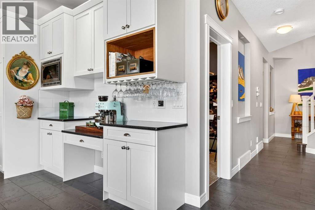 31 Kingston View SE - 14