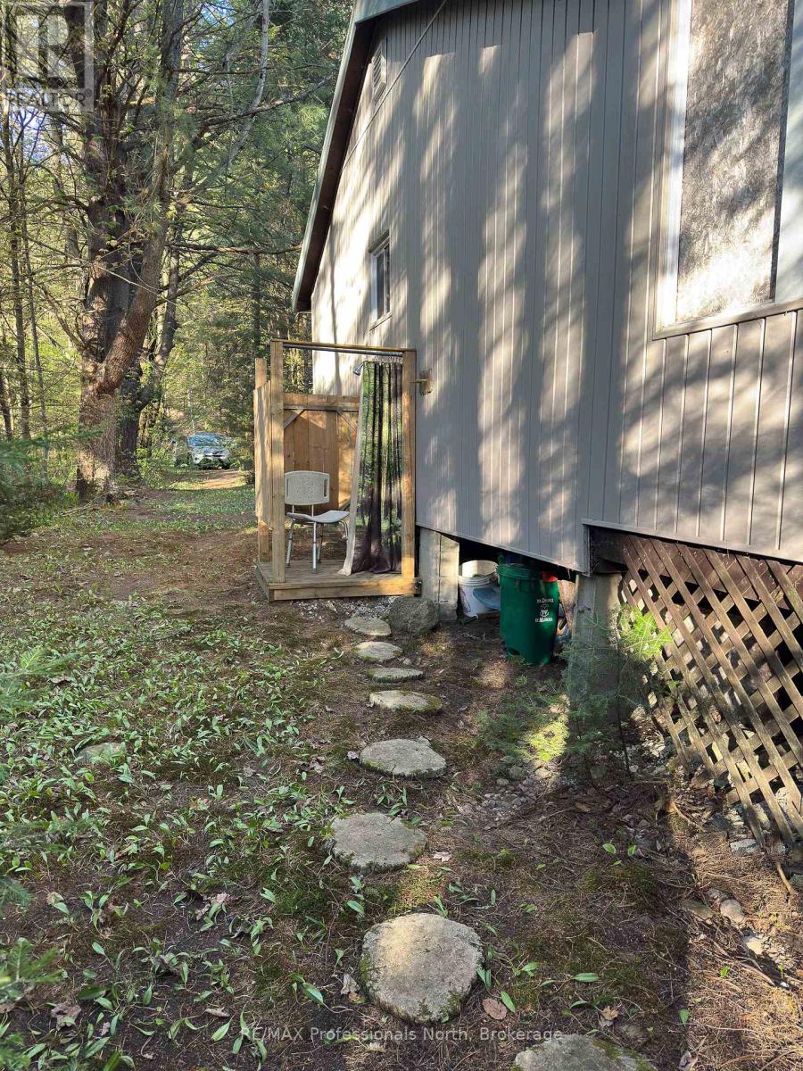 1063 FORRESTER TRAIL N - 37