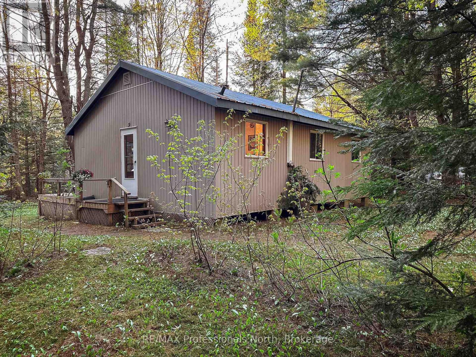 1063 FORRESTER TRAIL N - 6