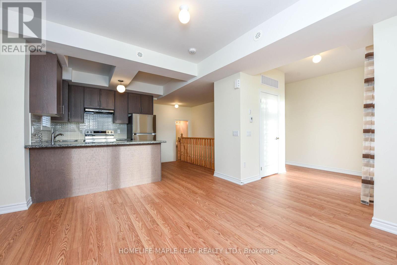 #206 30 HALLIFORD PLACE - 14