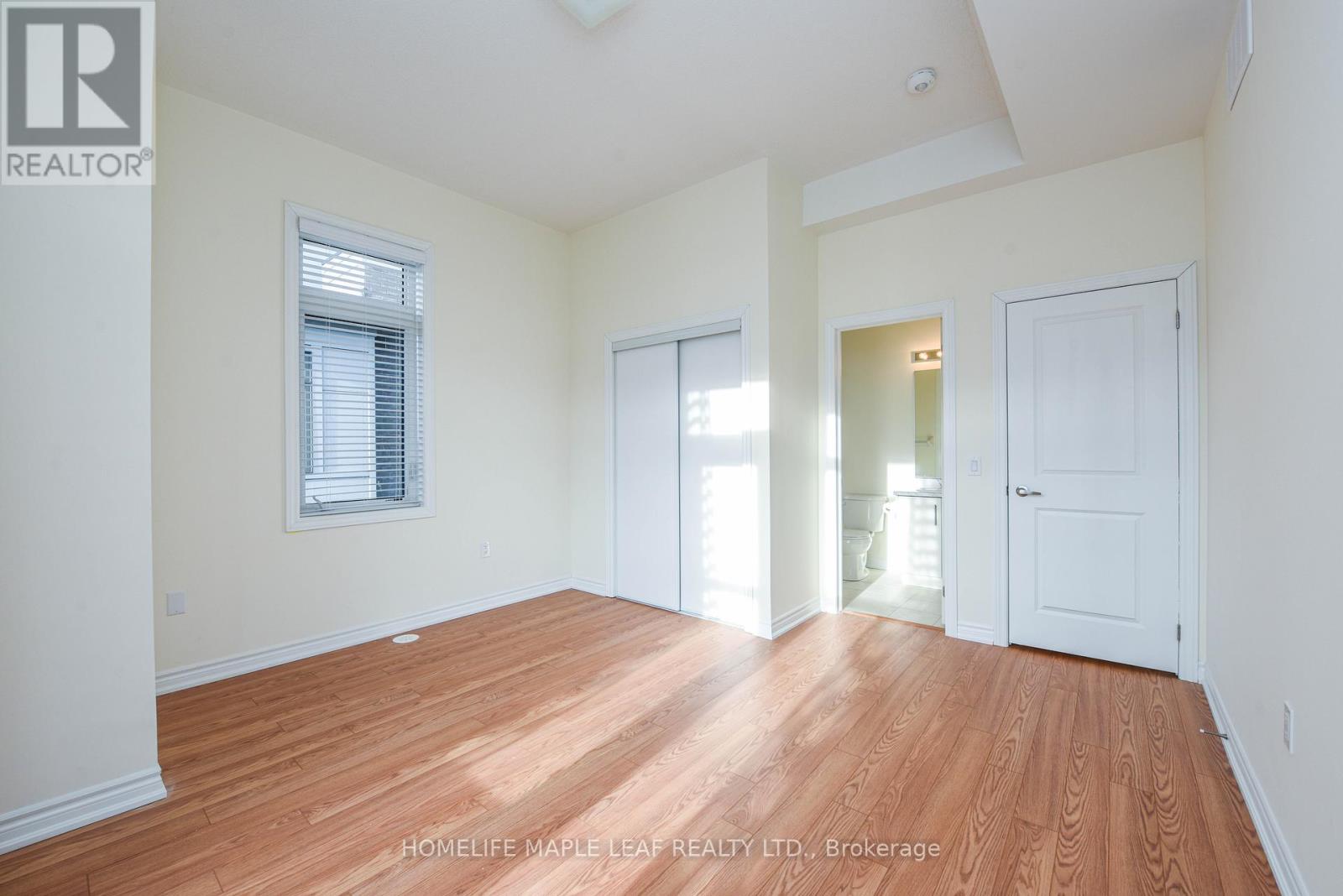 #206 30 HALLIFORD PLACE - 30