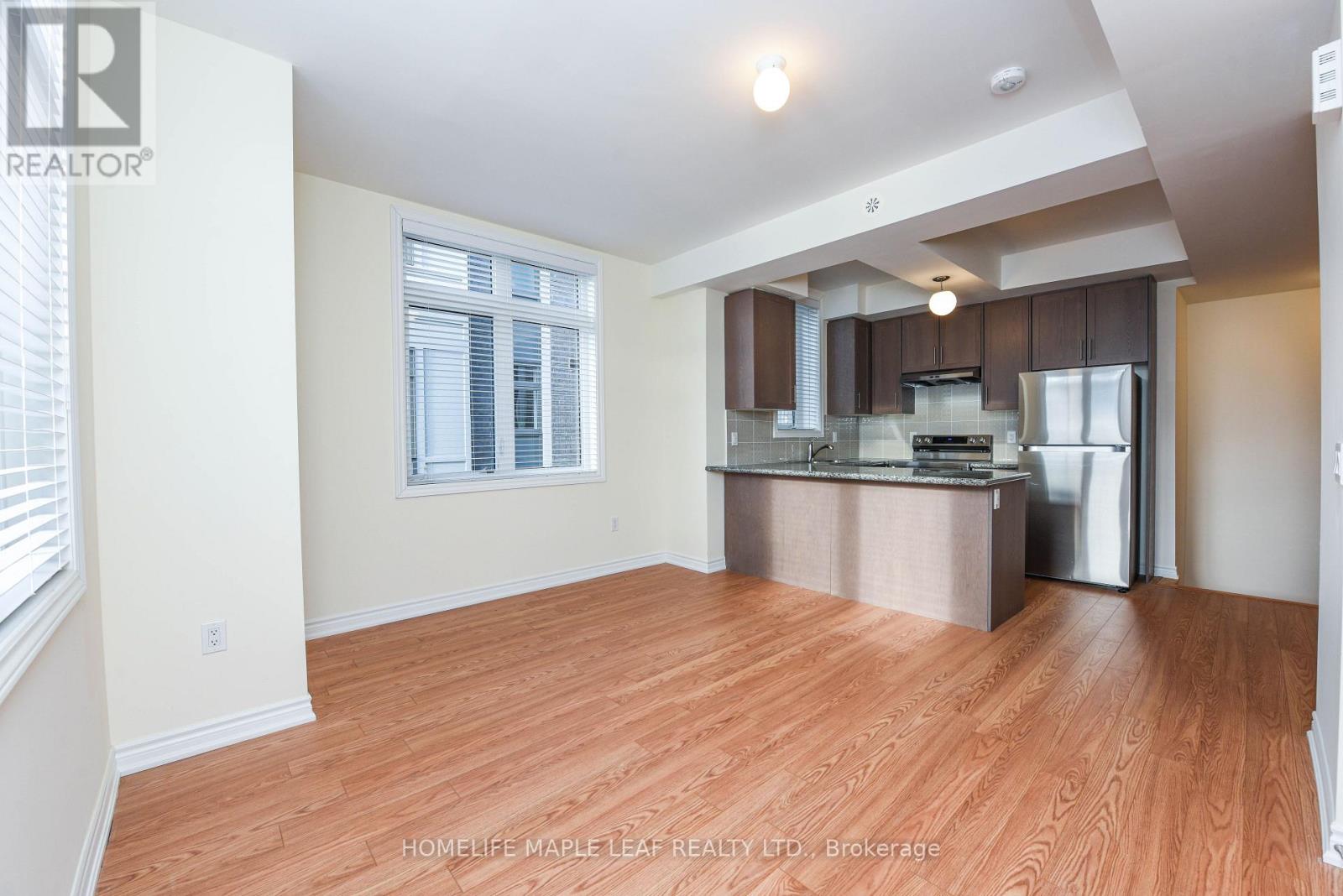 #206 30 HALLIFORD PLACE - 15