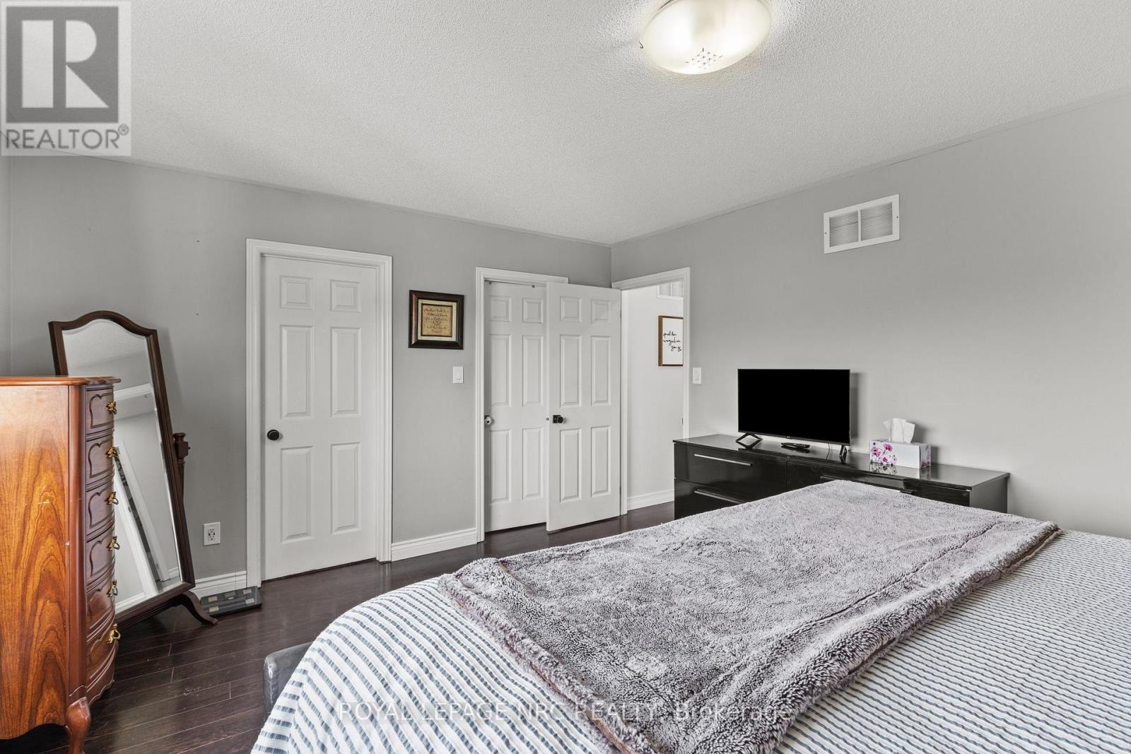 40 LONGFELLOW AVENUE - 17