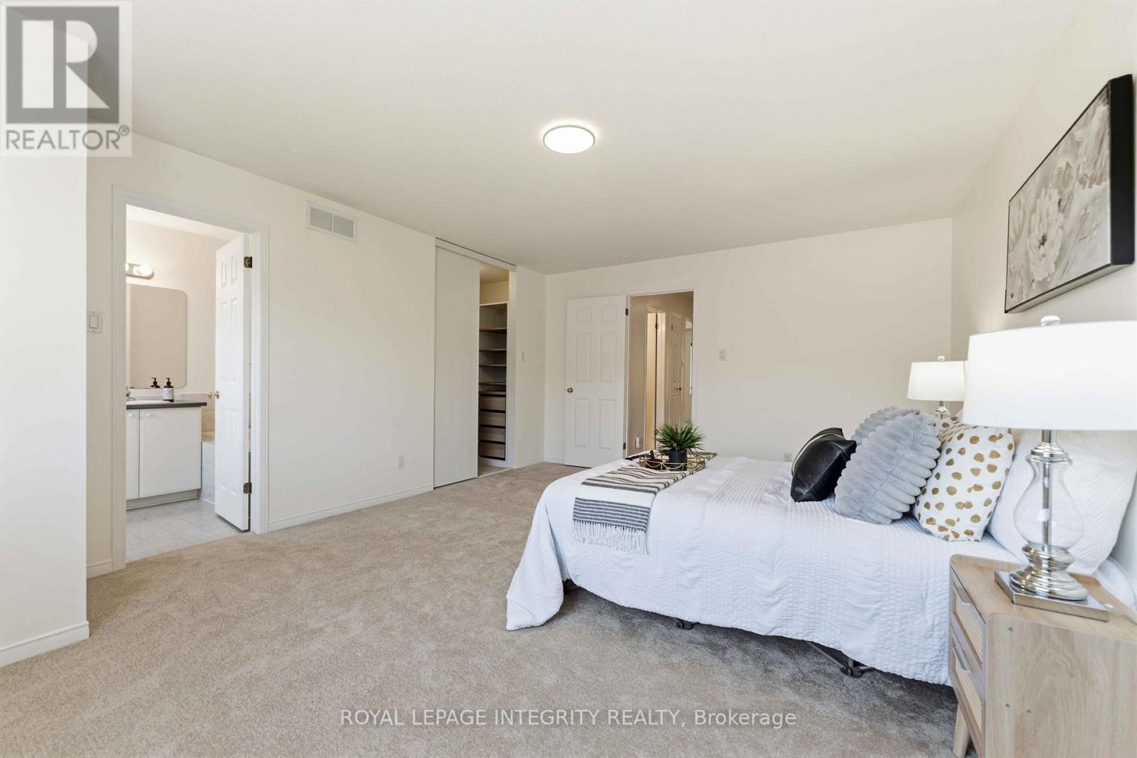 13 SOUTHPOINTE AVENUE - 15