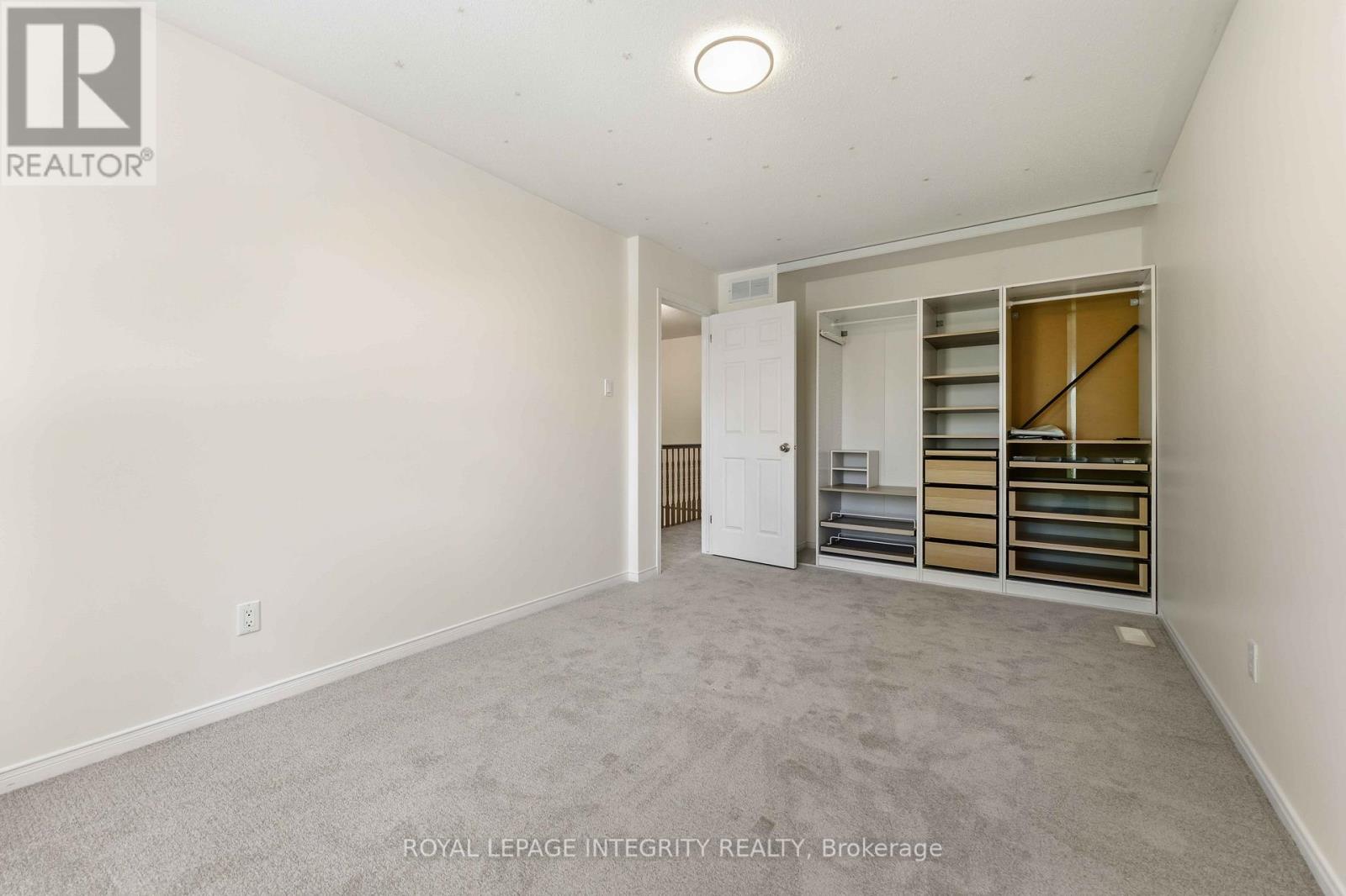 13 SOUTHPOINTE AVENUE - 20