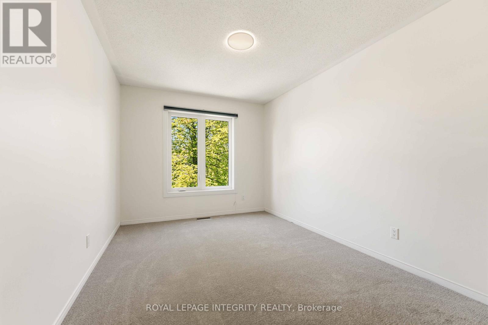 13 SOUTHPOINTE AVENUE - 21