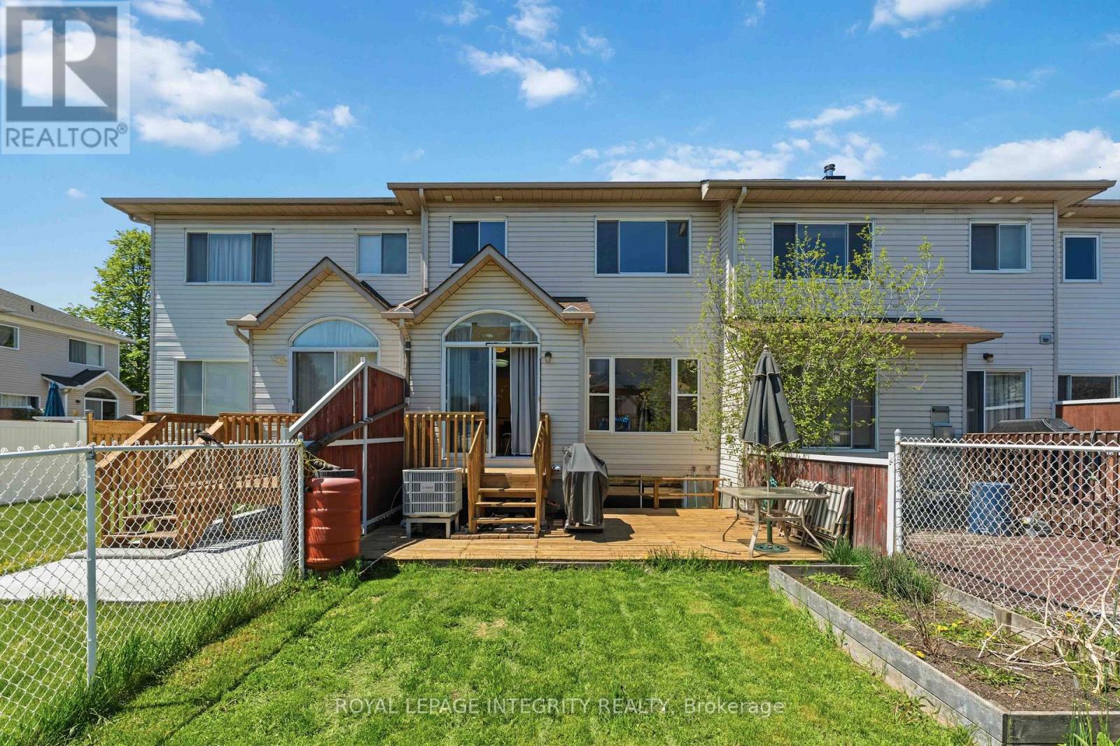 13 SOUTHPOINTE AVENUE - 30