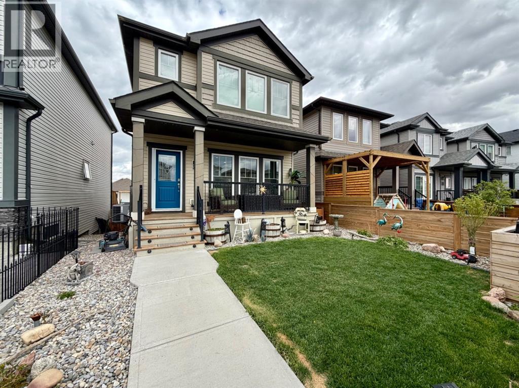 527 Moonlight Lane W - 1