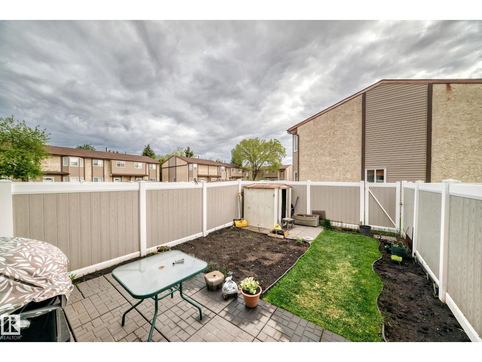 #18 10453 20 AV NW - 6