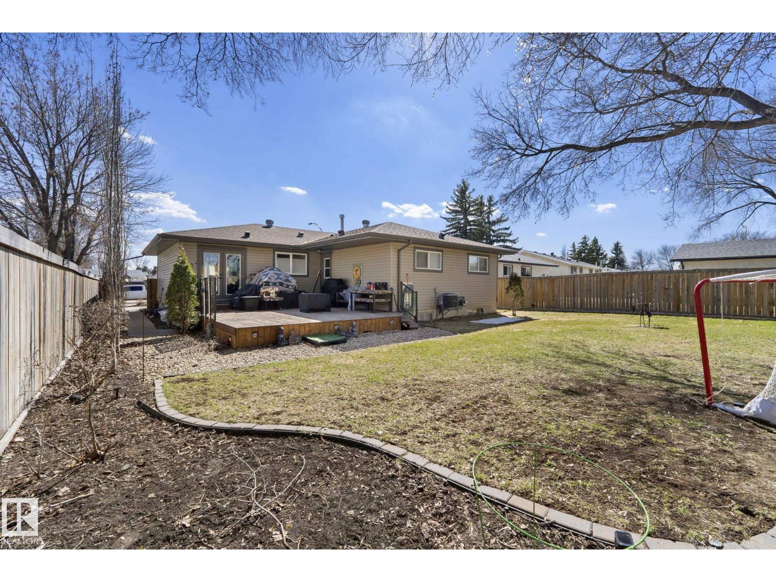 12116 148 AV NW - 35