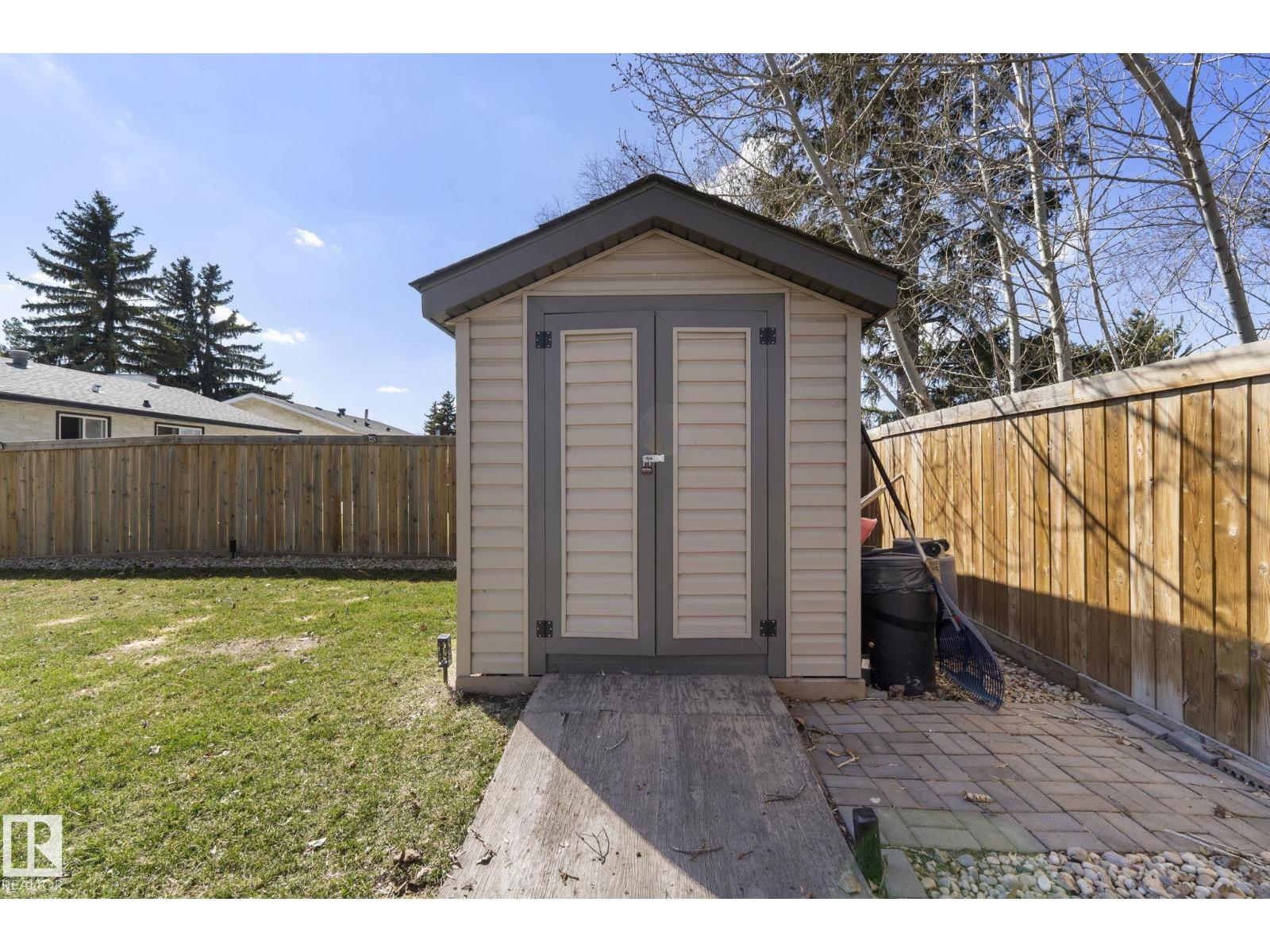 12116 148 AV NW - 37