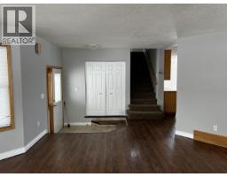 Living room - 10763 86 Street, Fort St  John, BC V1J8E4 Photo 6