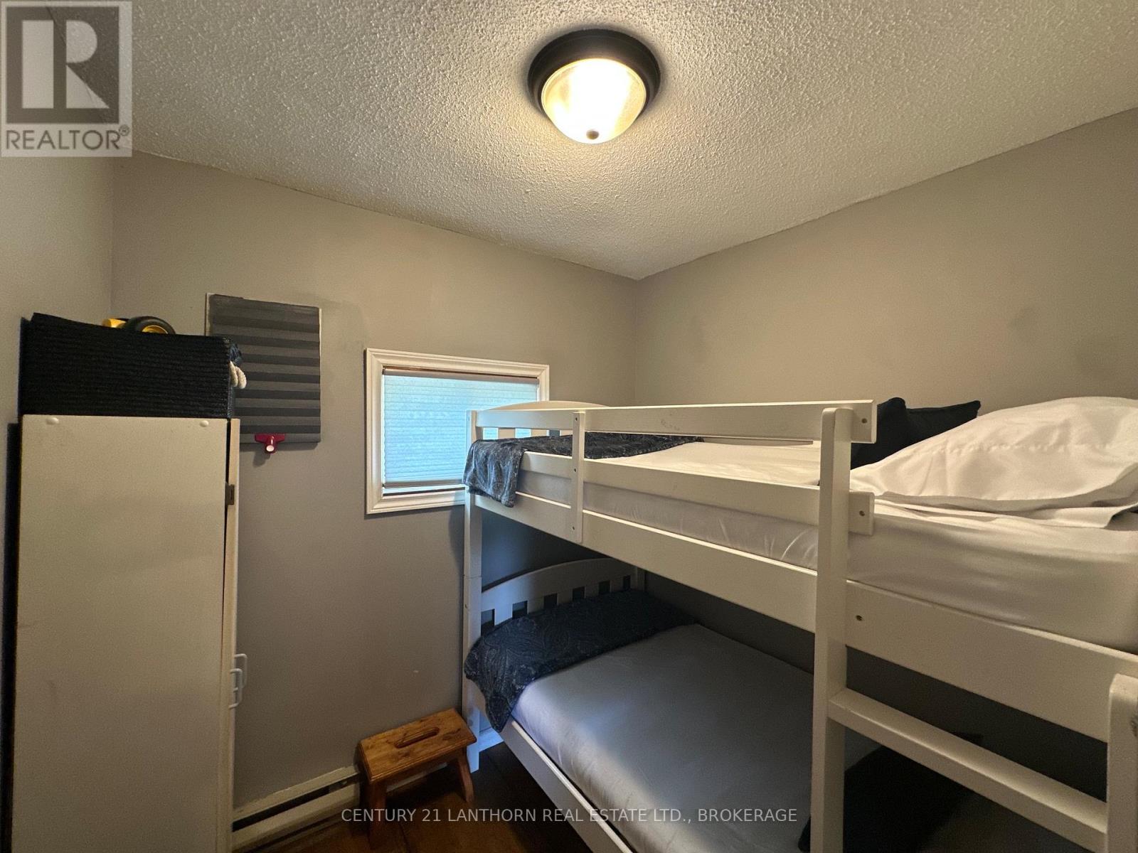 1024 HARRINGTON LANE - 21