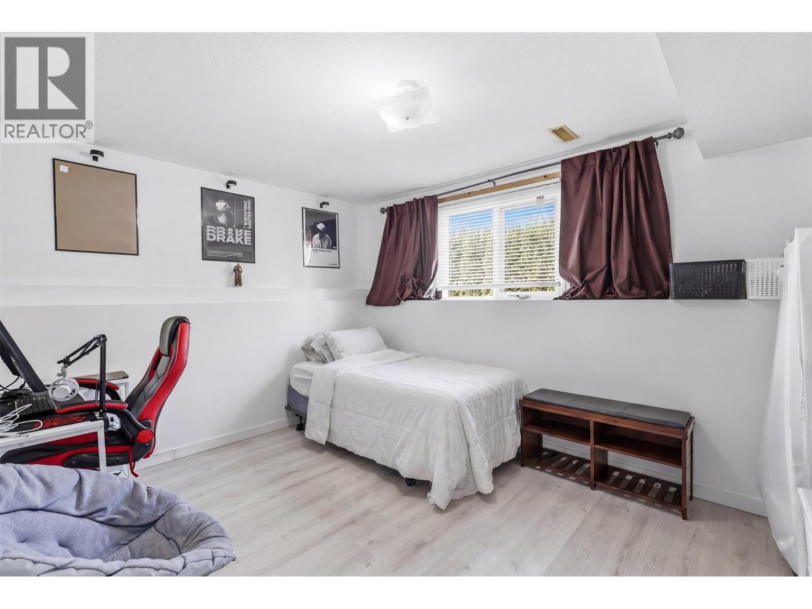 1335 LETHBRIDGE Avenue - 37
