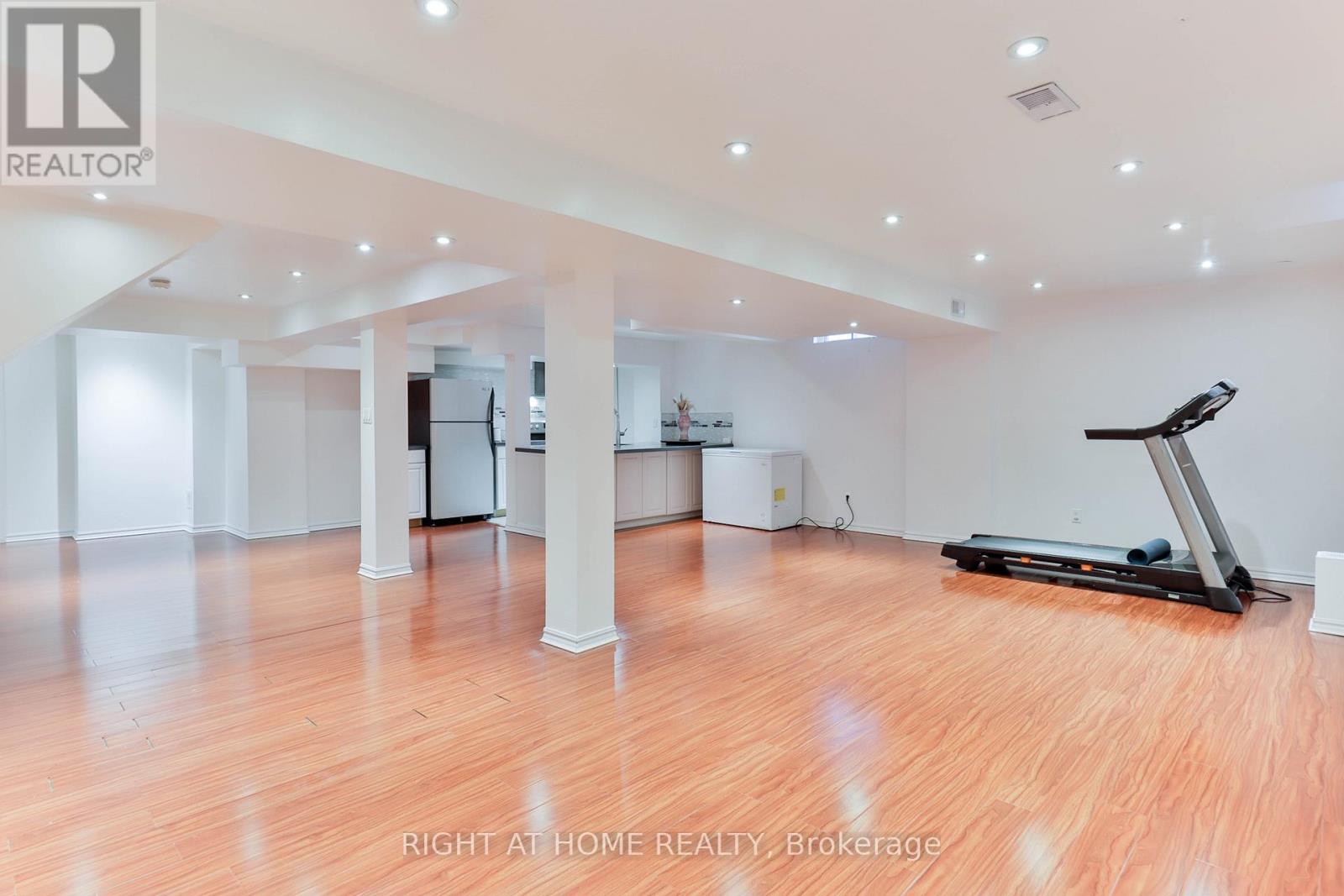 1856 WOODVIEW AVENUE - 47