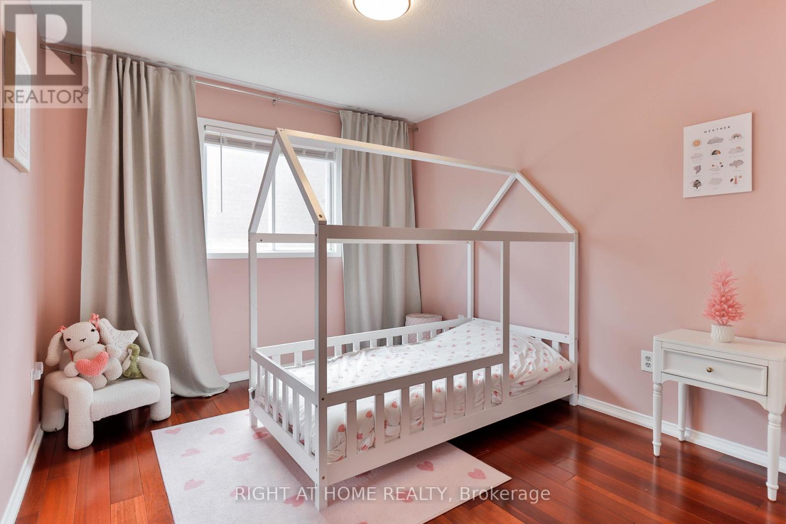 1856 WOODVIEW AVENUE - 38