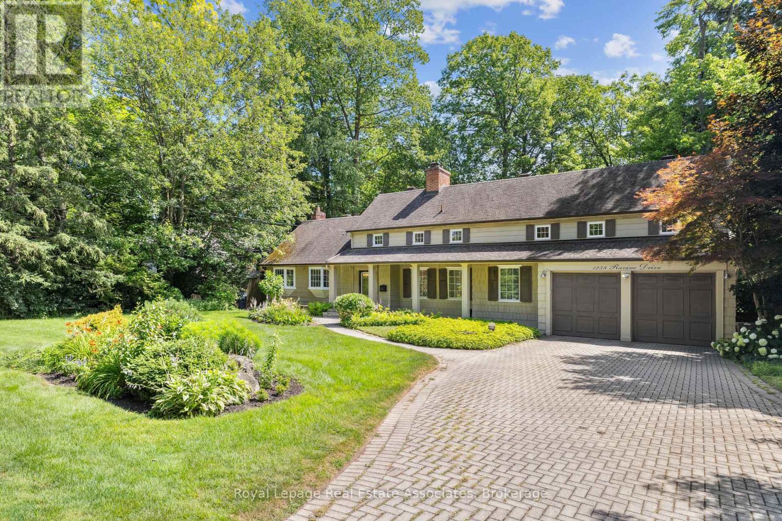 1258 RAVINE DRIVE - 14