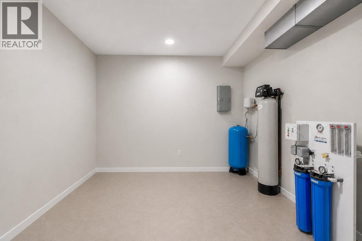 523 Grand Oro Road, Kaleden