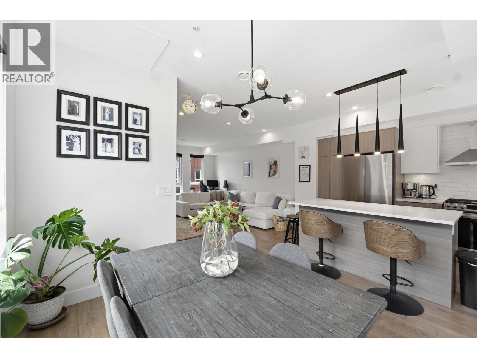 10 11851 232 STREET, Maple Ridge