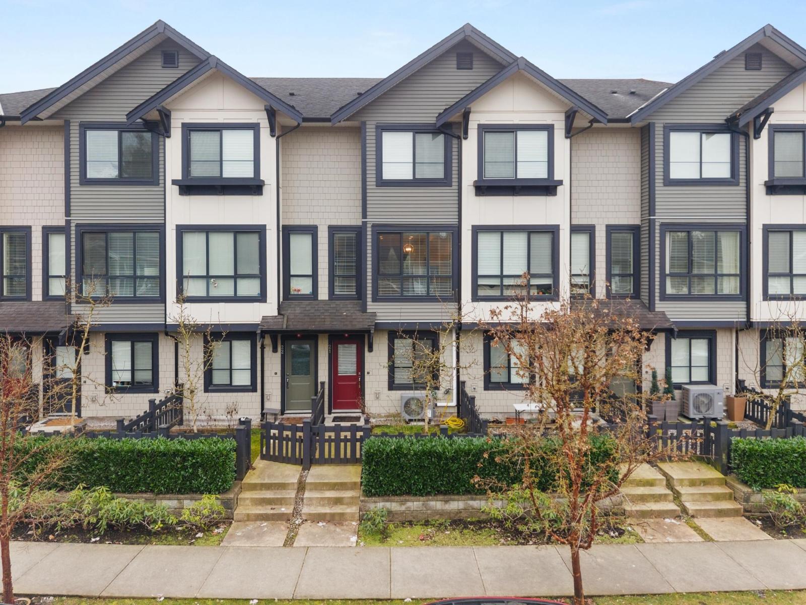 21 8570 204 STREET, Langley
