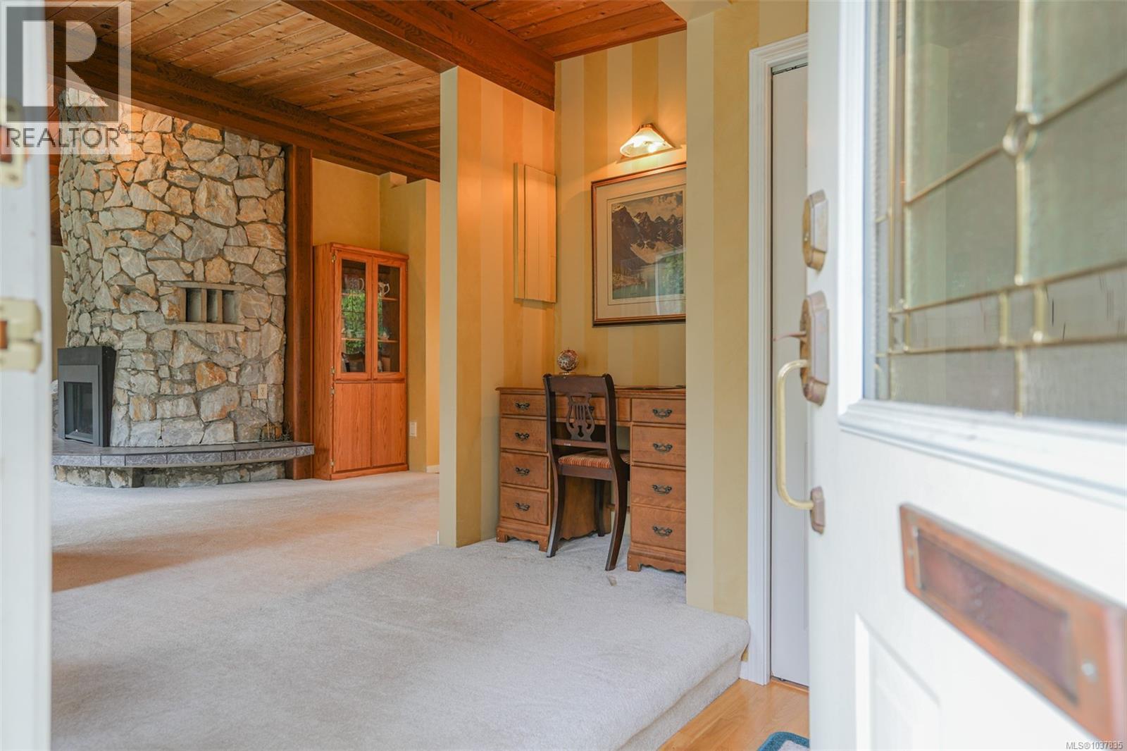 5847 River Rd, Port Alberni