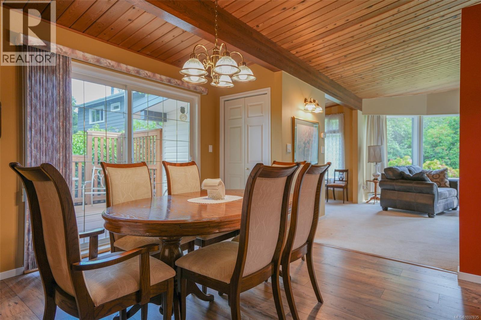 5847 River Rd, Port Alberni