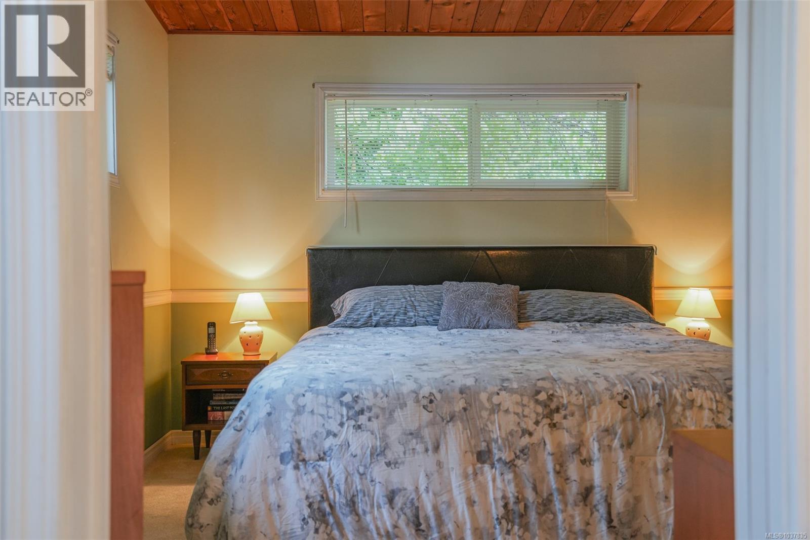 5847 River Rd, Port Alberni